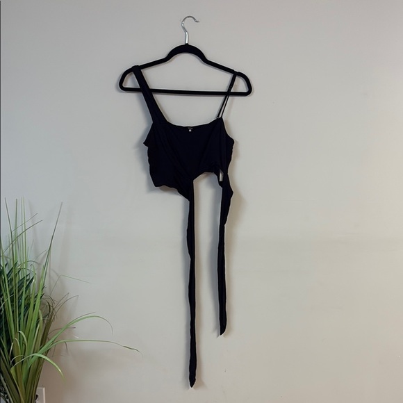 Free People Black Mila Asymmetric Tie Crop Top size M - Picture 2 of 6
